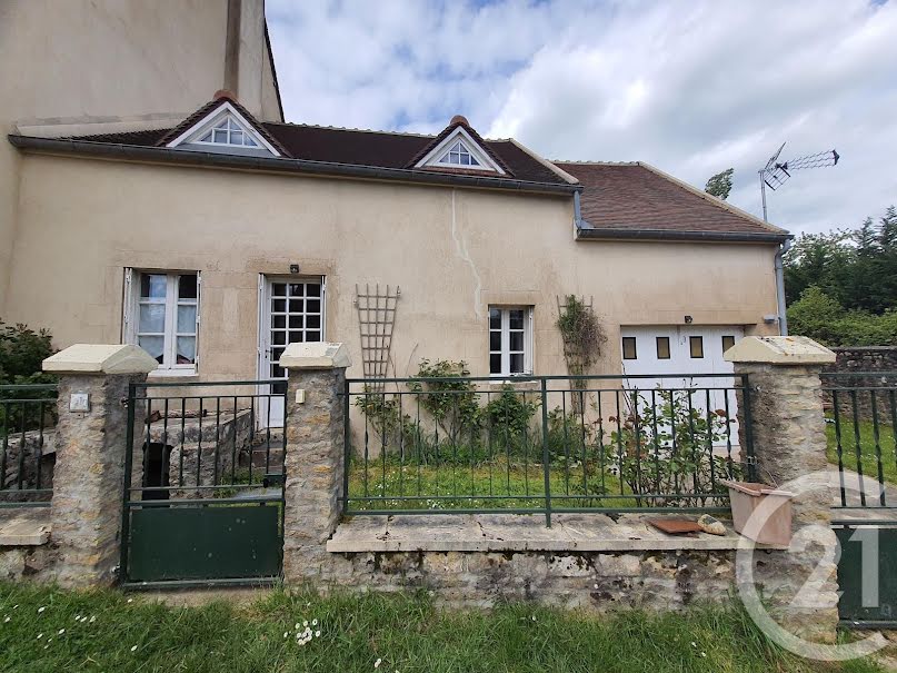 Vente maison 4 pièces 108.35 m² à Corvol-d'Embernard (58210), 83 000 €