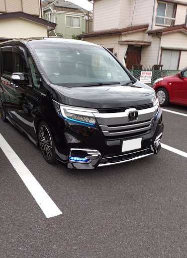ステップワゴンスパーダ Rk5の梅雨明けまだか 初コラボ 青と紫に関するカスタム メンテナンスの投稿画像 車のカスタム情報はcartune