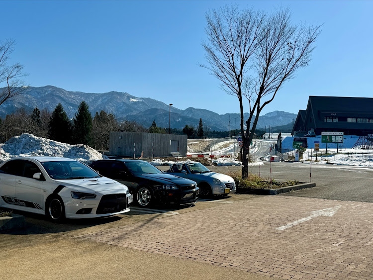 ギャランフォルティスの今年1年ありがとうございました・来年もよろしくお願いします・今年ラストのご挨拶・ガチ丸に関するカスタム事例の投稿画像2枚目
