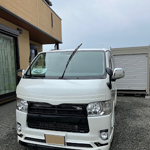 ハイエースバン TRH200V