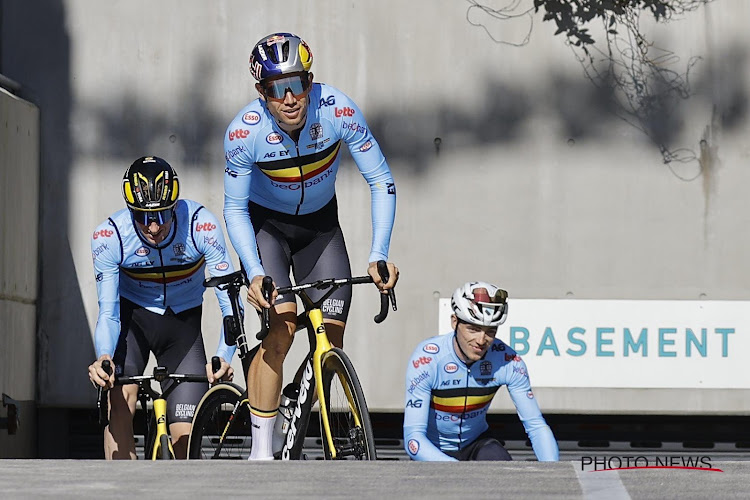 🎥 Wout Van Aert viert zijn verjaardag op trainingstocht met de nationale ploeg