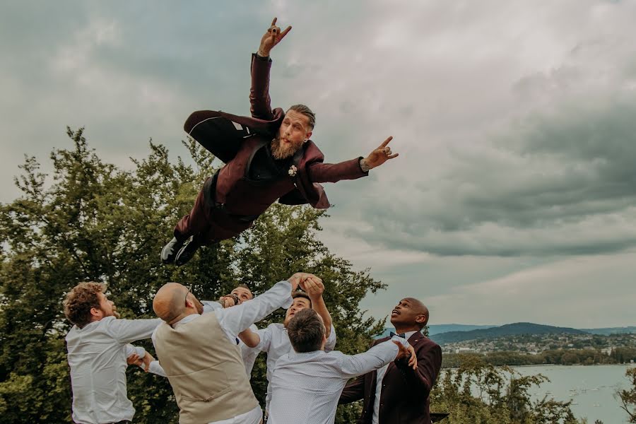 Fotografo di matrimoni Bertrand Roguet (piranga). Foto del 8 agosto 2023