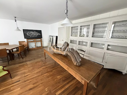 Seaside property 5