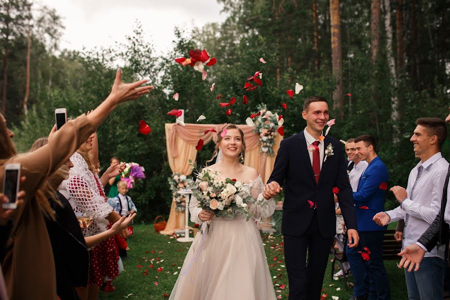 Wedding photographer Aleksandr Sotnikov (sotnikovpro). Photo of 9 September 2019