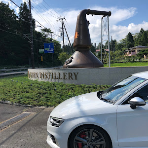 RS3 セダン