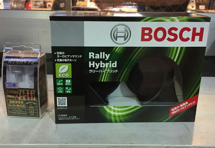 セレナのホーン交換・LED灯に関するカスタム事例の投稿画像2枚目