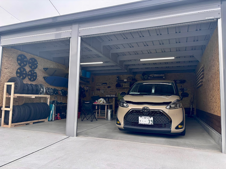 シエンタのナイトフォト・ガレージ・DIY・愛車の差し色に関するカスタム事例の投稿画像3枚目