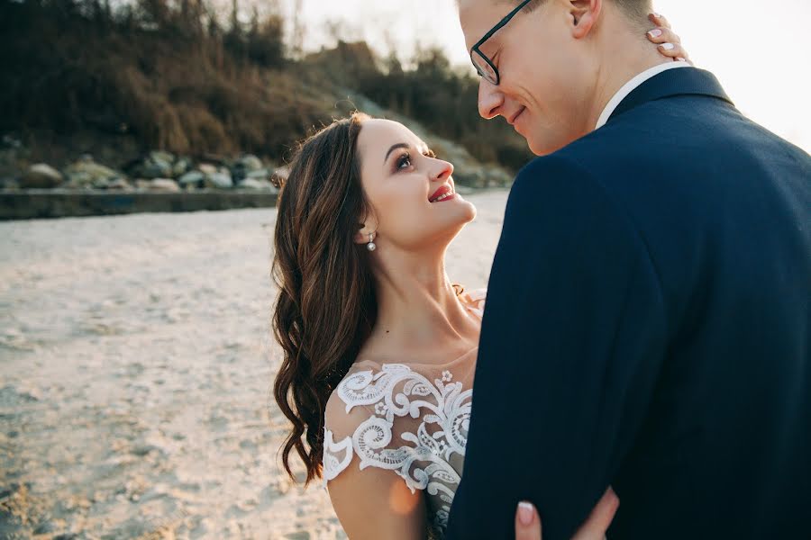 Fotógrafo de casamento Yuliya Petrova (petrova). Foto de 5 de fevereiro 2018