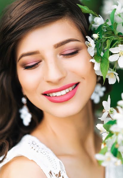 Fotografo di matrimoni Yuliya Krasovskaya (krasovska). Foto del 25 maggio 2017