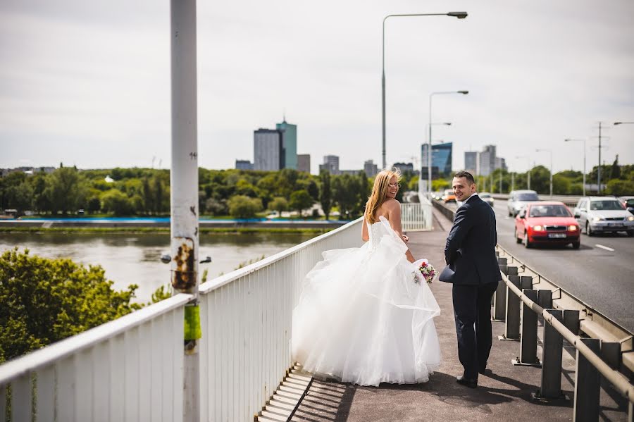 Fotografo di matrimoni Krzysztof Krawczyk (krzysztofkrawcz). Foto del 20 marzo 2016