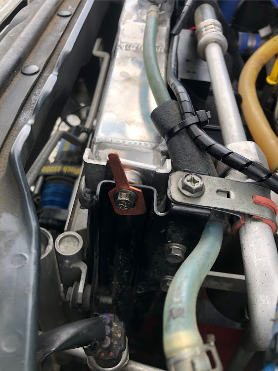 ジムニーの鈴木式悪路走行車輌・コンパクト四駆・群れない孤狼・孤高のマスタベ・帯電除去に関するカスタム事例の投稿画像5枚目