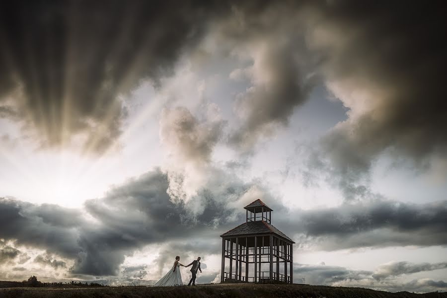 Fotografo di matrimoni Enrique Blanco (enriqueblanco). Foto del 22 luglio 2023