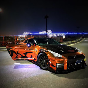 NISSAN GT-R R35