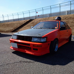 カローラレビン AE86