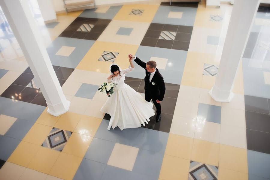 Fotografo di matrimoni Marina Ponomareva (ponomarewwa). Foto del 8 agosto 2018