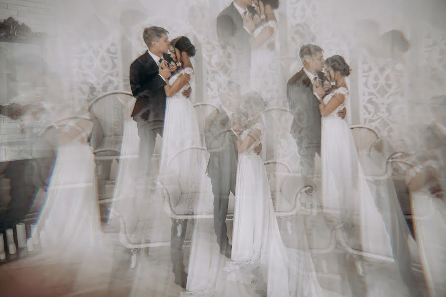 ช่างภาพงานแต่งงาน Vasiliy Lopatin (miroslove) ภาพเมื่อ 8 พฤศจิกายน 2018