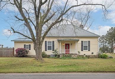 House with garden 8