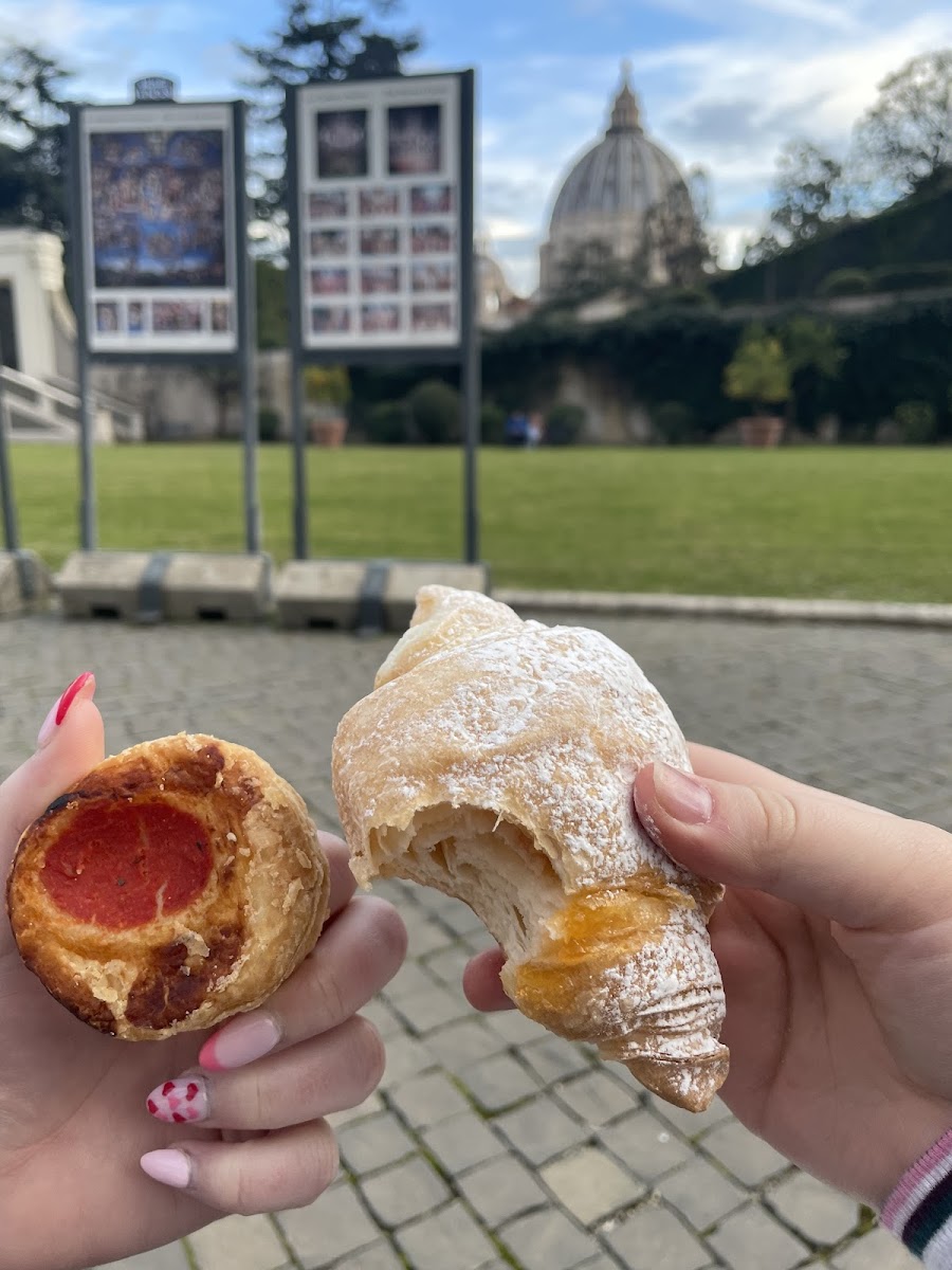 Gluten-Free Croissants at New Food Gluten Free - Ponte Sisto