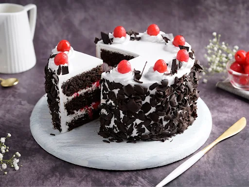 Black Forest Eggless Cake