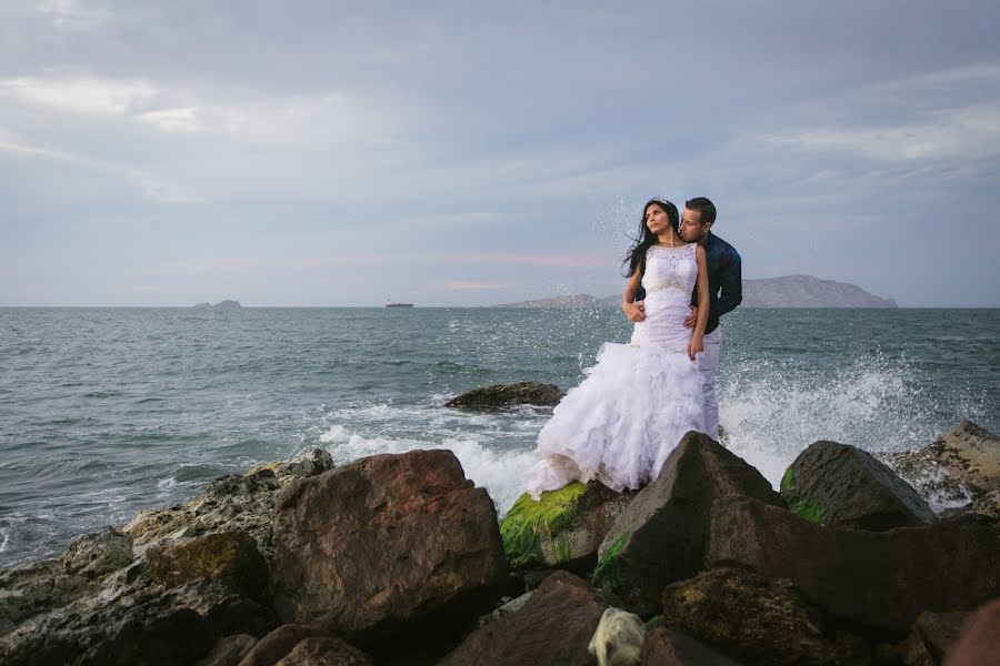 Wedding photographer Oliver Herrera Alemán (oliverherrera). Photo of 16 February 2017