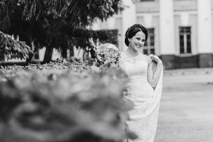 Wedding photographer Aleksandr Zavarzin (zavarzin1987). Photo of 1 November 2015