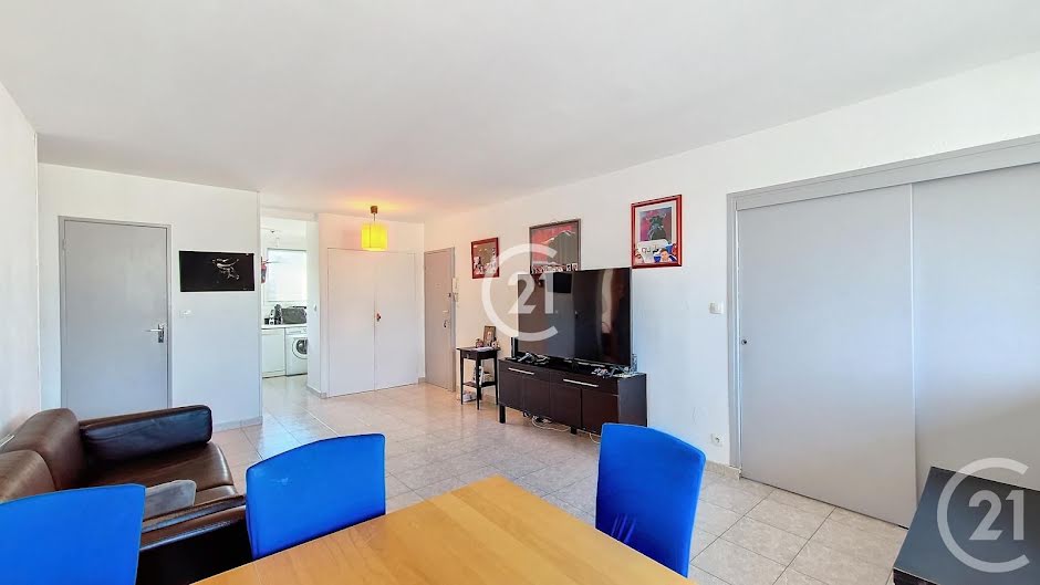 Vente appartement 4 pièces 70.04 m² à Arles (13200), 109 000 €