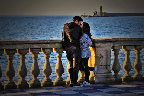 un bacio in riva al mare di Emme Photo