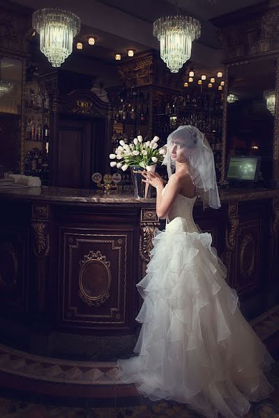 Wedding photographer Elena Volkova (mishlena). Photo of 28 March 2013
