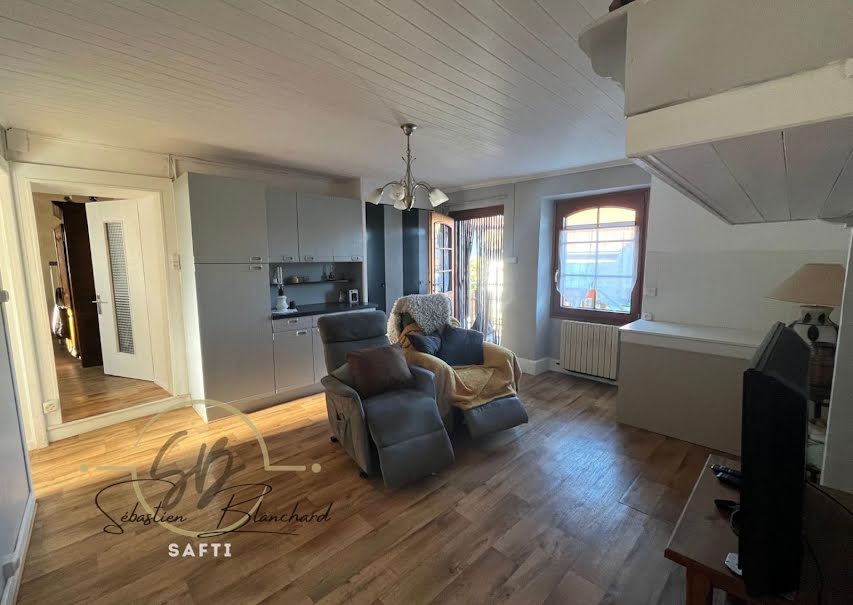 Vente maison 8 pièces 135 m² à Seyssel (74910), 360 000 €