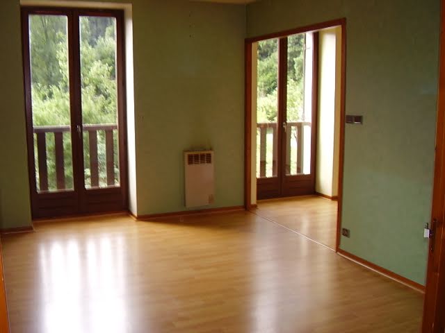 Location  appartement 2 pièces 48 m² à Tullins (38210), 520 €