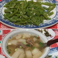 枋寮食三香飯庄