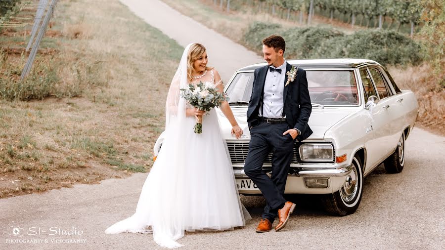 Fotógrafo de casamento Irina Brumm (si-studio). Foto de 17 de fevereiro 2023