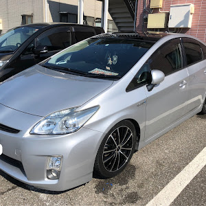 プリウス ZVW30