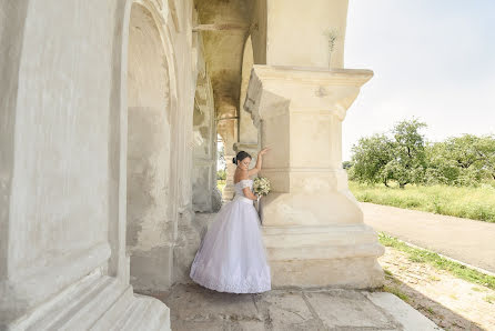 結婚式の写真家Roman Kochanov (roman32)。2020 7月16日の写真