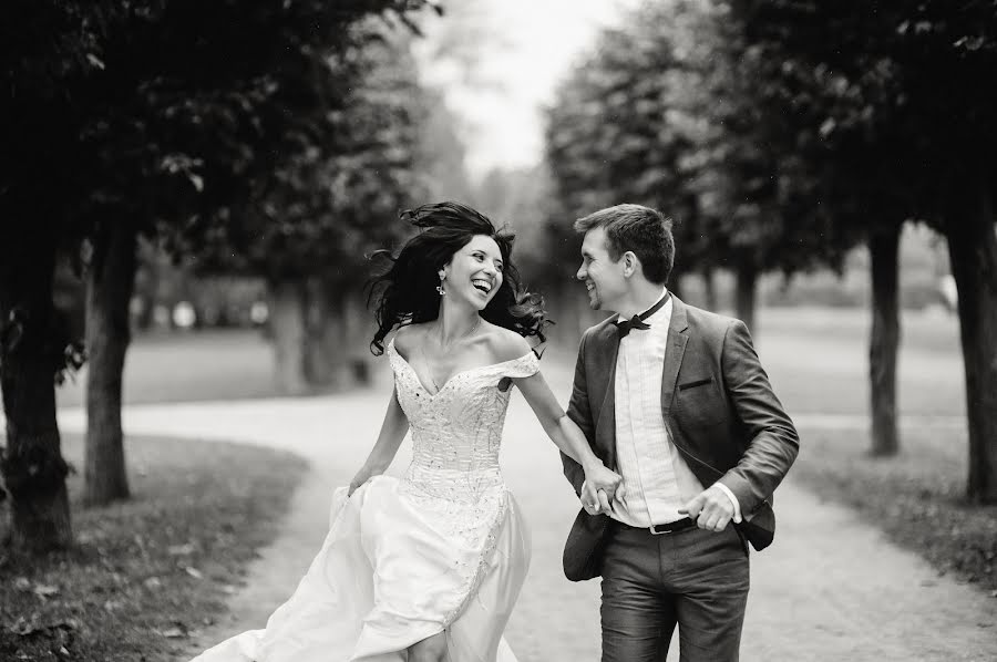 Wedding photographer Igor Bulgak (bulgakigor). Photo of 19 February 2015