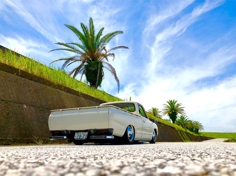 ダットサントラックの高知・SimplyClean・低そうで低くない少し低い車・リトルツリー・猛暑日に関するカスタム事例の投稿画像1枚目