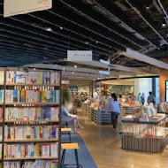 蔦屋書店 Tsutaya Bookstore(台中市政店)