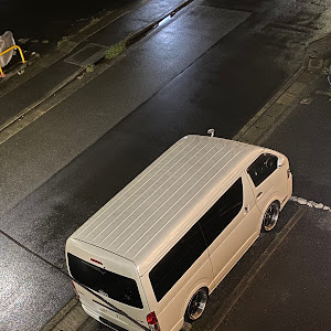 ハイエースバン