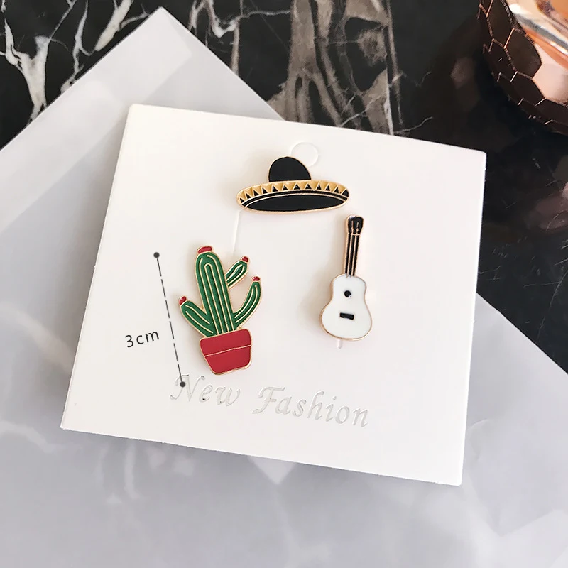 Decoração de roupas fofa e criativa, distintivo de corsage selvagem. Adicione um toque único e charmoso ao seu visual com este acessório.