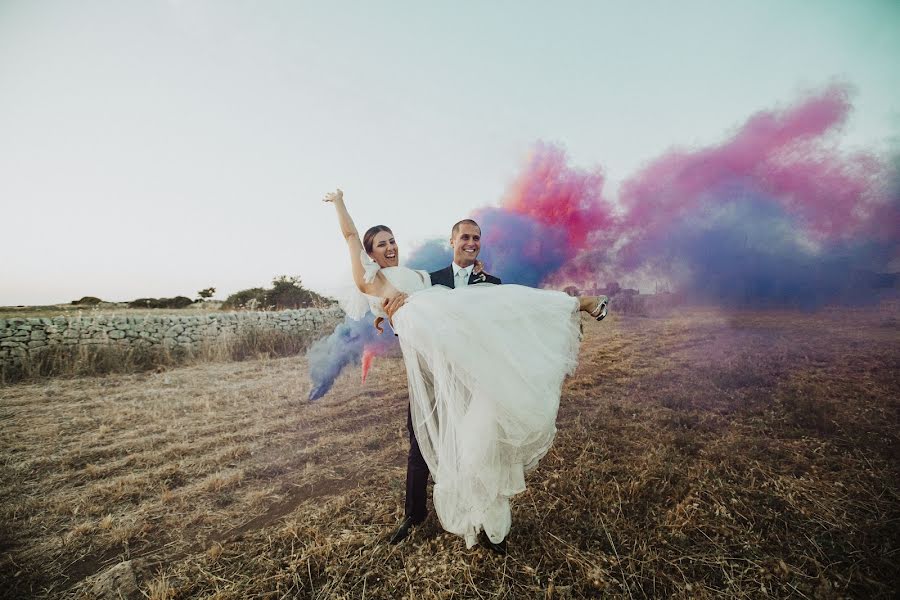 Fotografo di matrimoni Deborah Lo Castro (deborahlocastro). Foto del 15 gennaio 2020