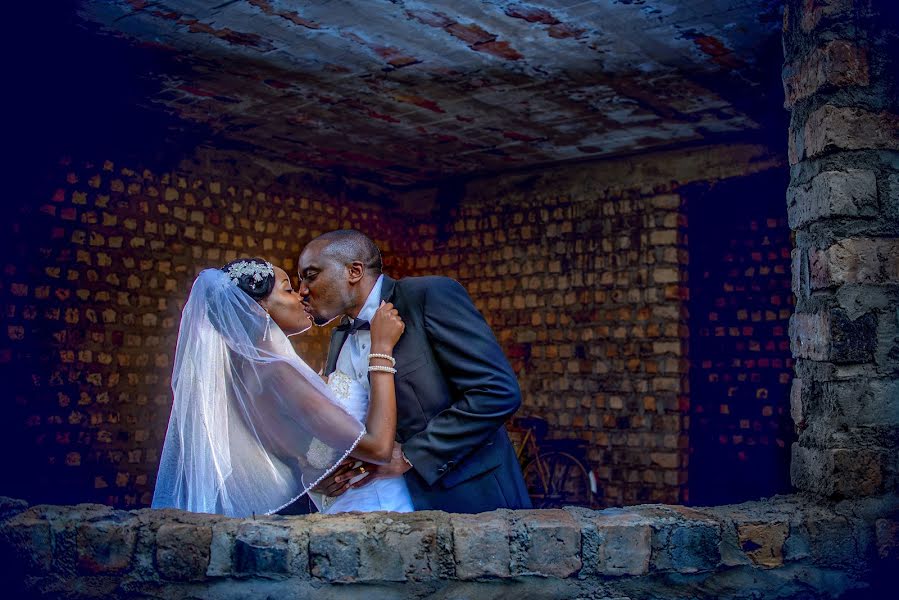 Fotógrafo de bodas Jeffrey Semakula (semakula). Foto del 7 de abril 2016