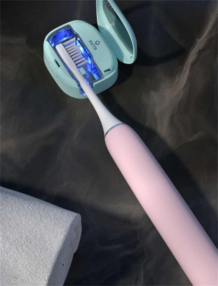 Stérilisateur UV pour brosse à dents, portable, mini format voyage rechargeable. Désinfection efficace pour une hygiène bucco-dentaire parfaite.