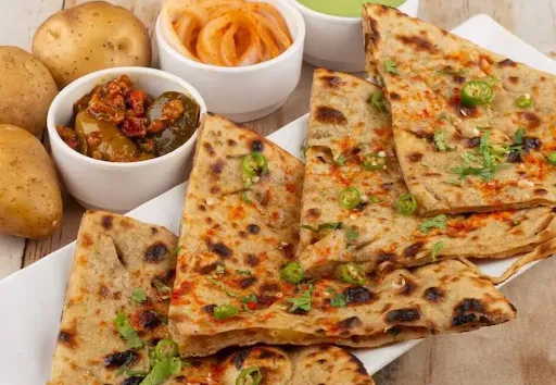 Tawa Aloo Pyaz Paratha Combo