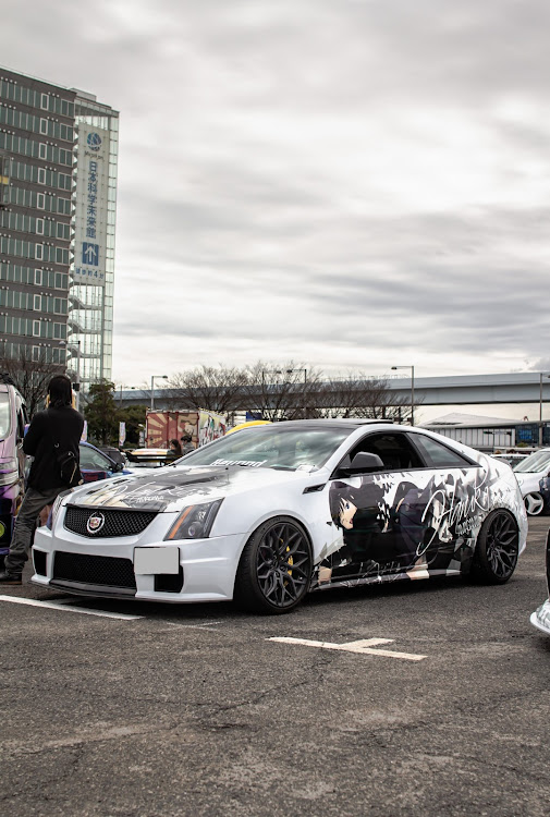 CTS クーペの痛車・アメ車・イベント・vossenに関するカスタム事例の投稿画像1枚目