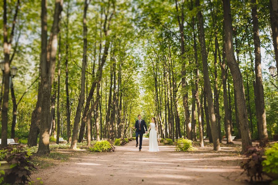 Fotografo di matrimoni Yana Voronina (yanysh31). Foto del 11 ottobre 2016