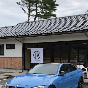 M4 クーペ F82