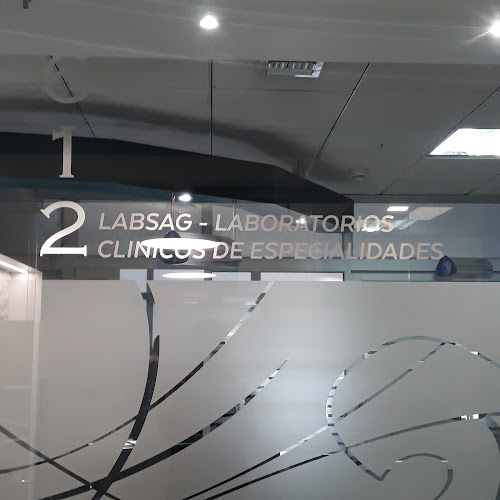 Opiniones de LABSAG Laboratorios Clínicos Epecializados en Quito - Laboratorio