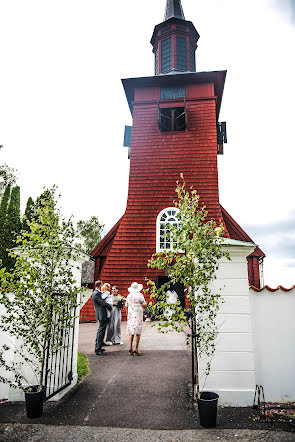 Wedding photographer Stina Svanberg (stinasvanberg). Photo of 1 October 2023