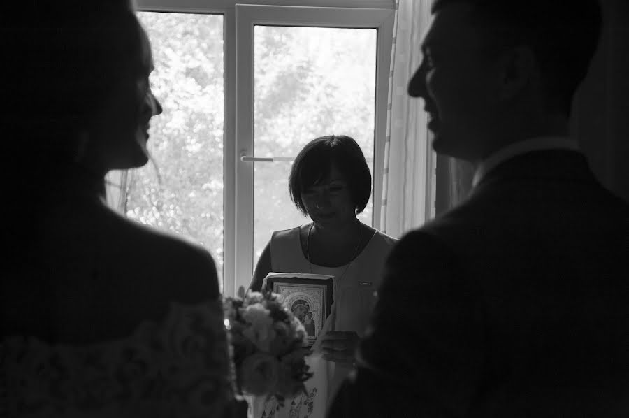 Fotógrafo de casamento Anastasiya Krylova (fotokrylo). Foto de 3 de outubro 2017