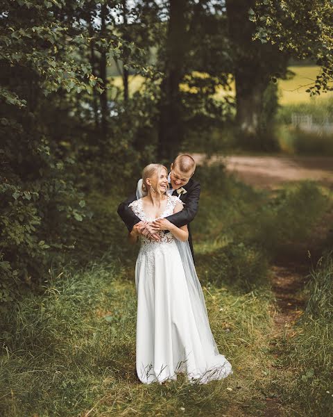 Fotógrafo de bodas Petteri Hentilä (hentipenti). Foto del 18 de julio 2022